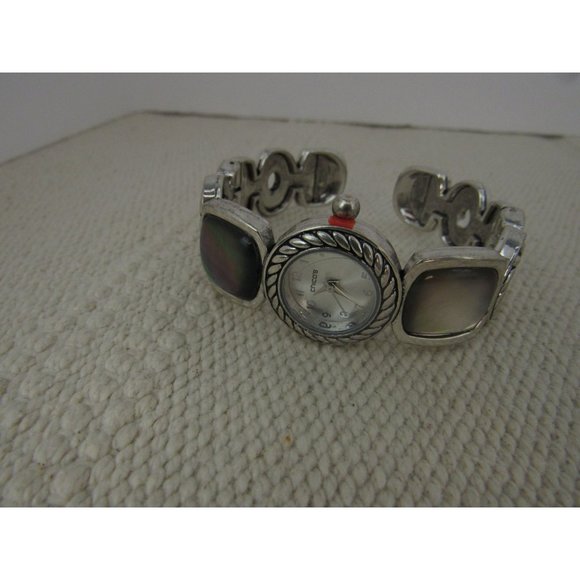 NWOT SILVERTONE CUFF WATCH - Picture 5 of 11